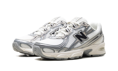 740 "White/Linen/Black" U740JSG