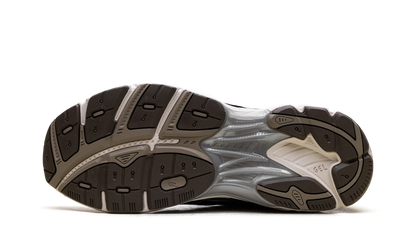GT 2160 "Black Driftwood" 1203A275 004