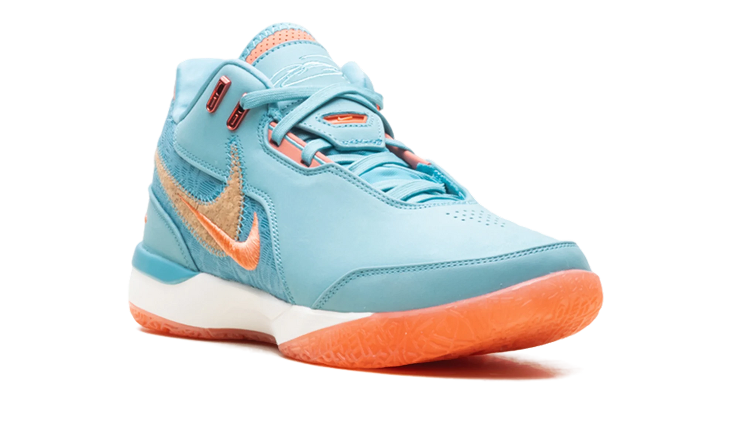 Zoom LeBron NXXT Gen AMPD "Miami" FJ1566 401