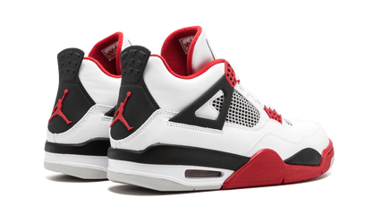 4 Retro "Fire Red"