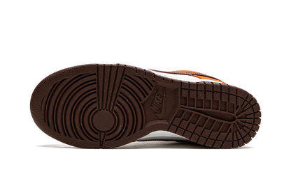 DUNK LOW WMNS"Bronze Eclipse" DQ4697 800