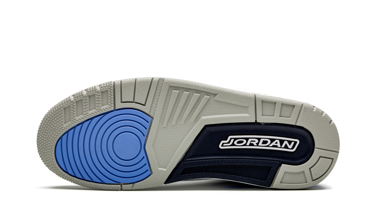 3 Retro "UNC" CT8532 104