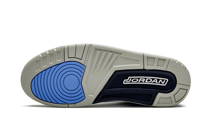 3 Retro "UNC" CT8532 104