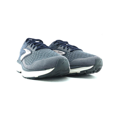 DYAD 11