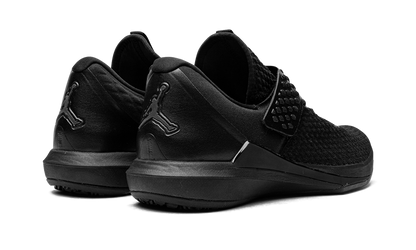 Trainer 3 "Black" AJ7982 003