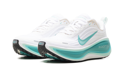 Vomero Plus WMNS"White/ Bleached Turquoise" HV8154 100