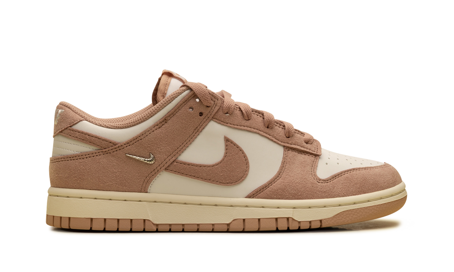 Dunk Low WMNS"Mini Swoosh - Rose Whisper" IB4417 102