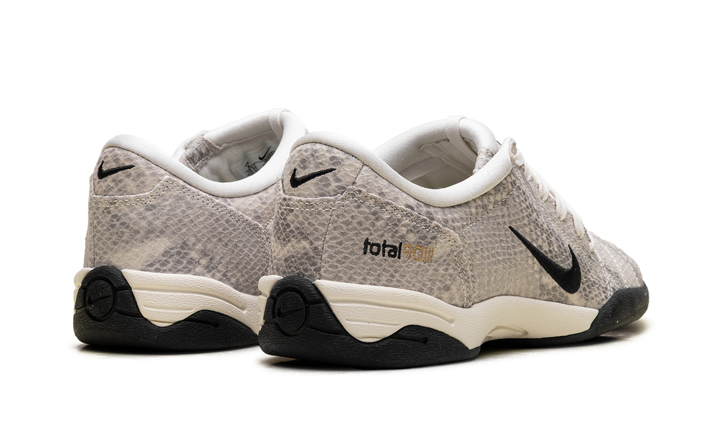 Total 90 III SE WMNS"Snakeskin - Pale Ivory" IB4204 100