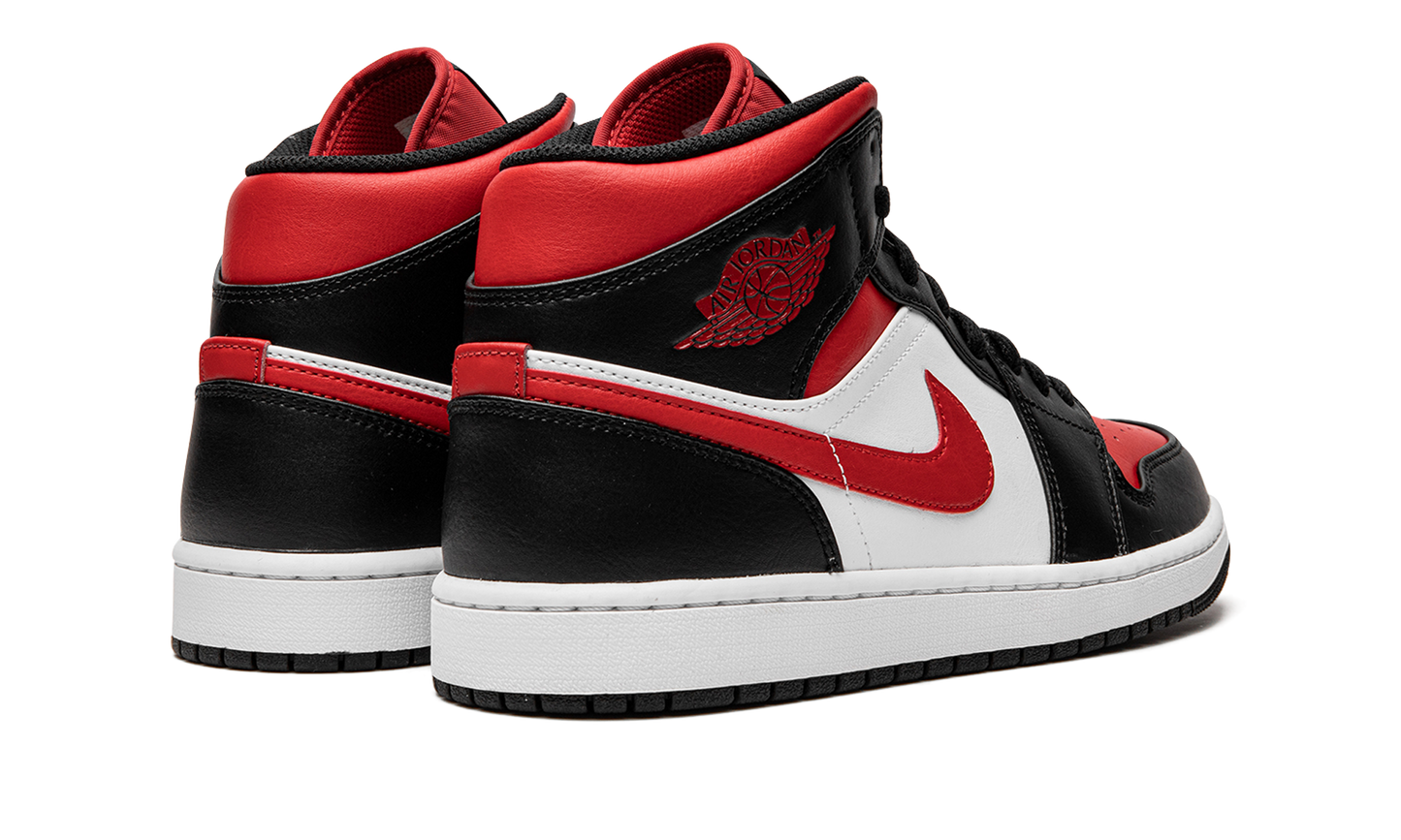 1 Mid "Bred Toe" 554724 079