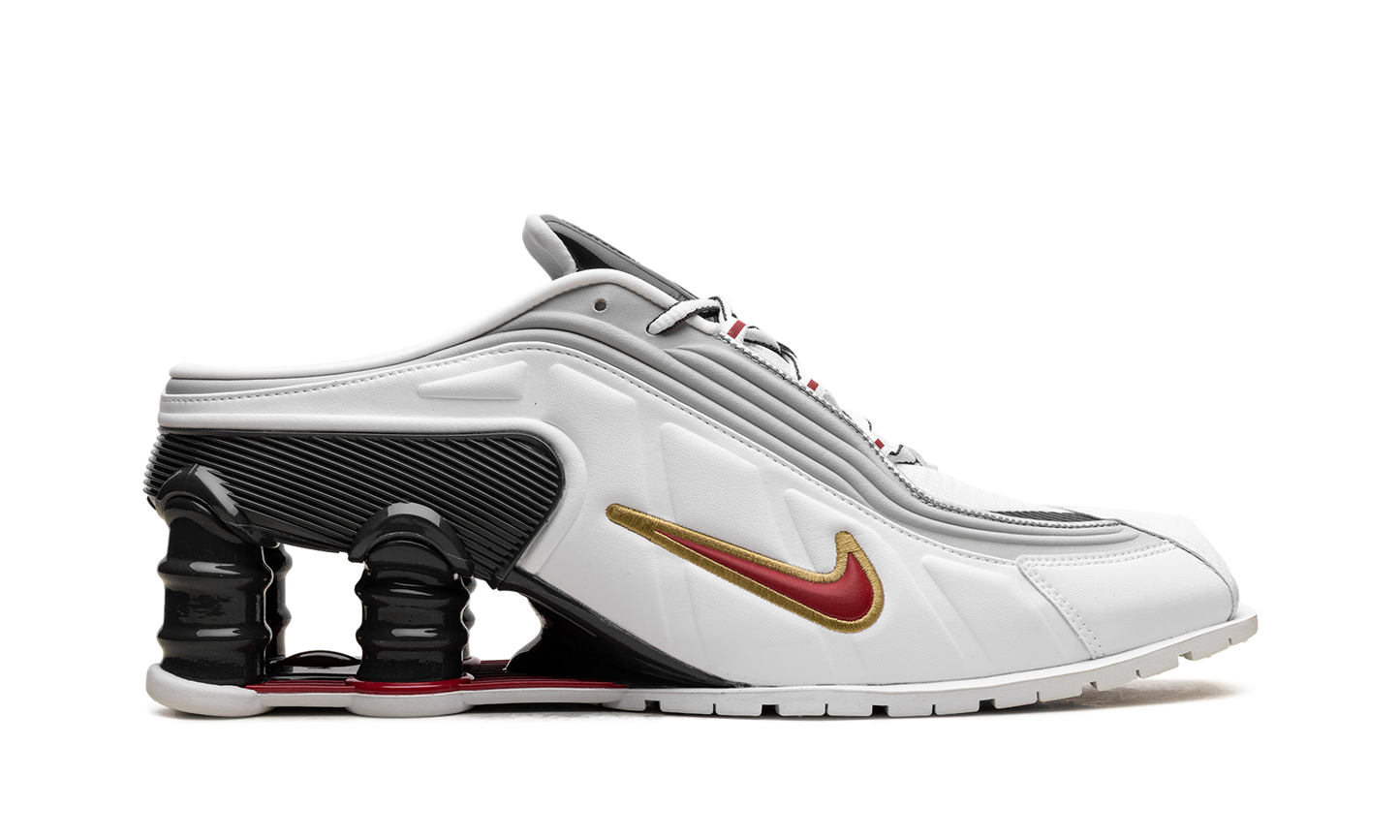 Shox MR4 Mule"Martine Rose Metallic Platinum Varsity Red" IM5420 100