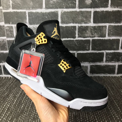4 Retro Royalty