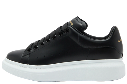 Oversized Black White Sole