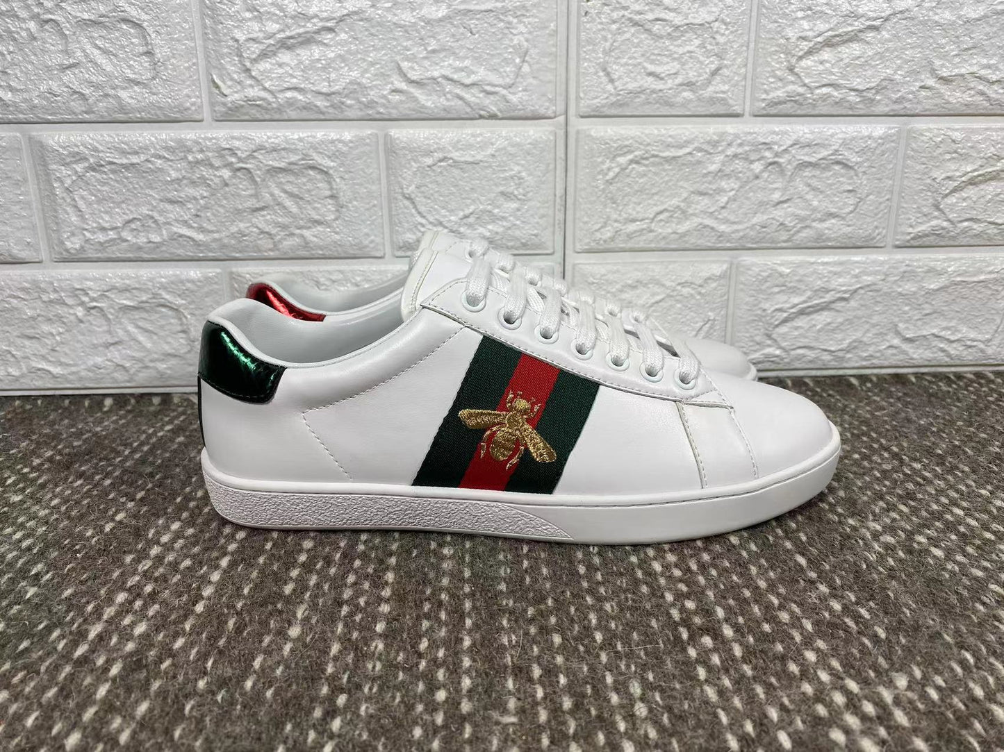 Ace Bee (Women's)