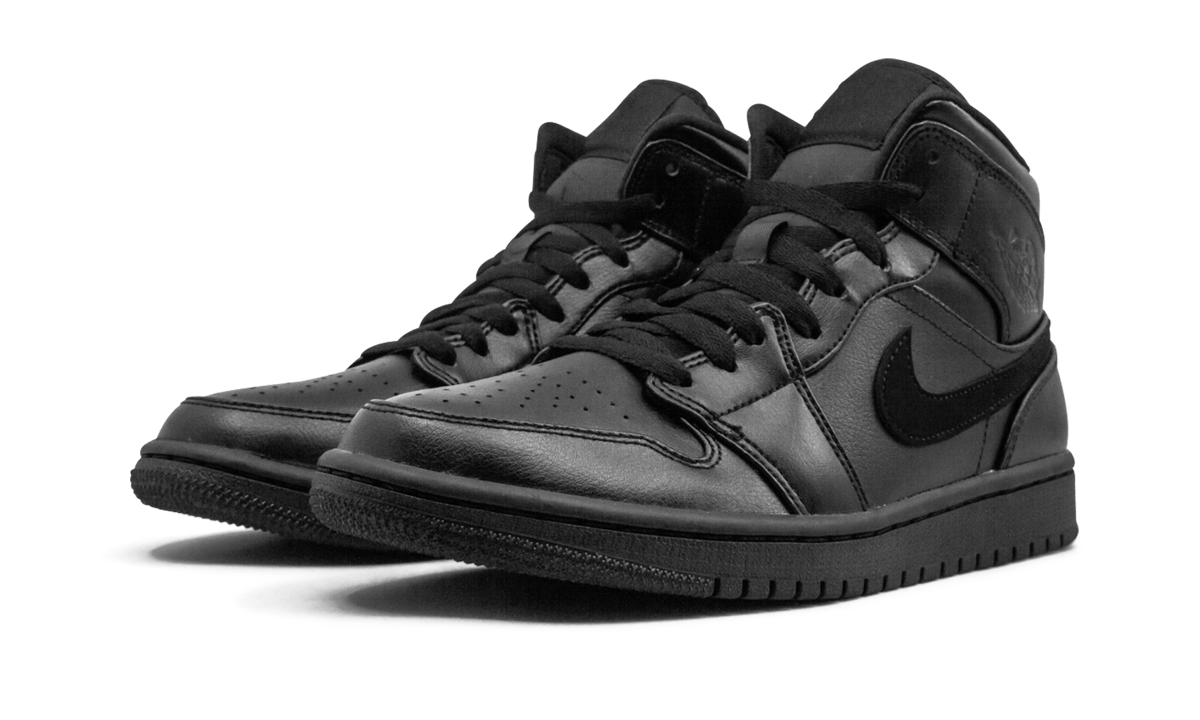 1 Mid "Triple black" 554724 090