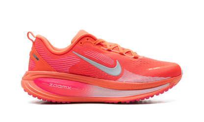 Vomero 18 WMNS"Bright Crimson" HM6804 603