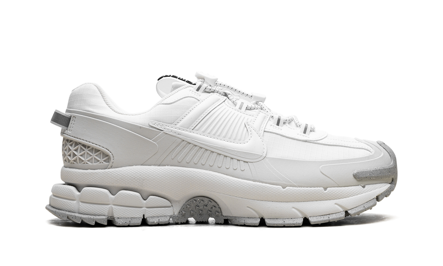 Zoom Vomero Roam WMNS"Summit White" HV6410 100