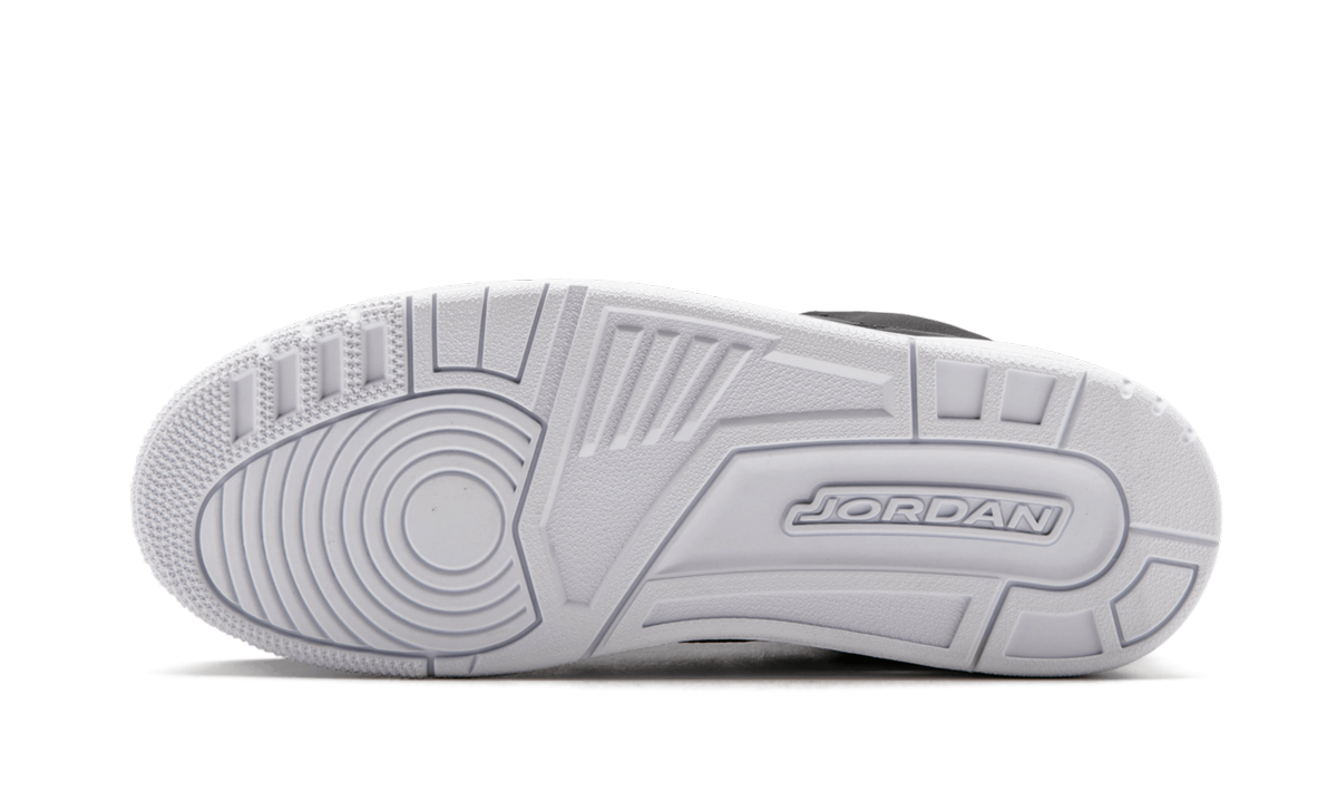 3 Retro "CYBER MONDAY 2016" 136064 020