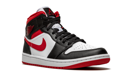 1 Mid "Metallic Red" 554724 122