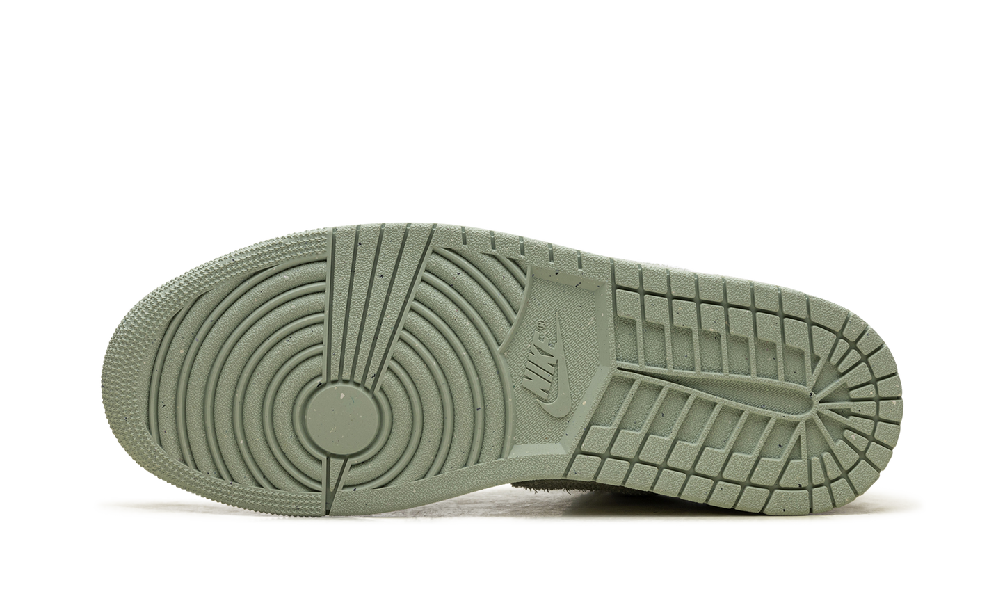 1 Low SE "Seafoam" FN5214 131