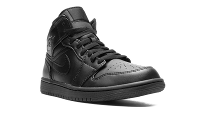 1 Mid "Triple Black" 554724 093