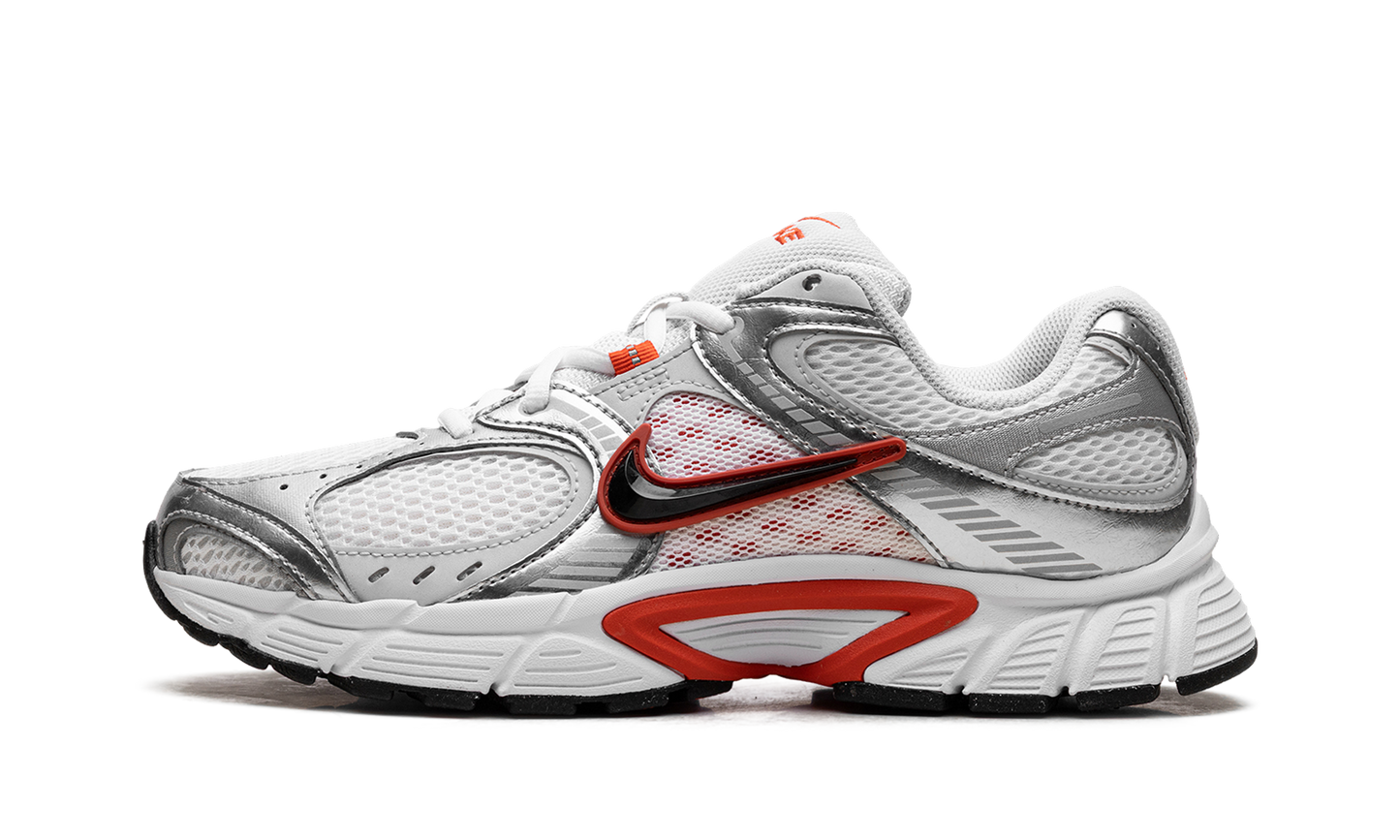 V5 RNR WMNS"White Picante Red Vast Grey Black" HQ7901 100
