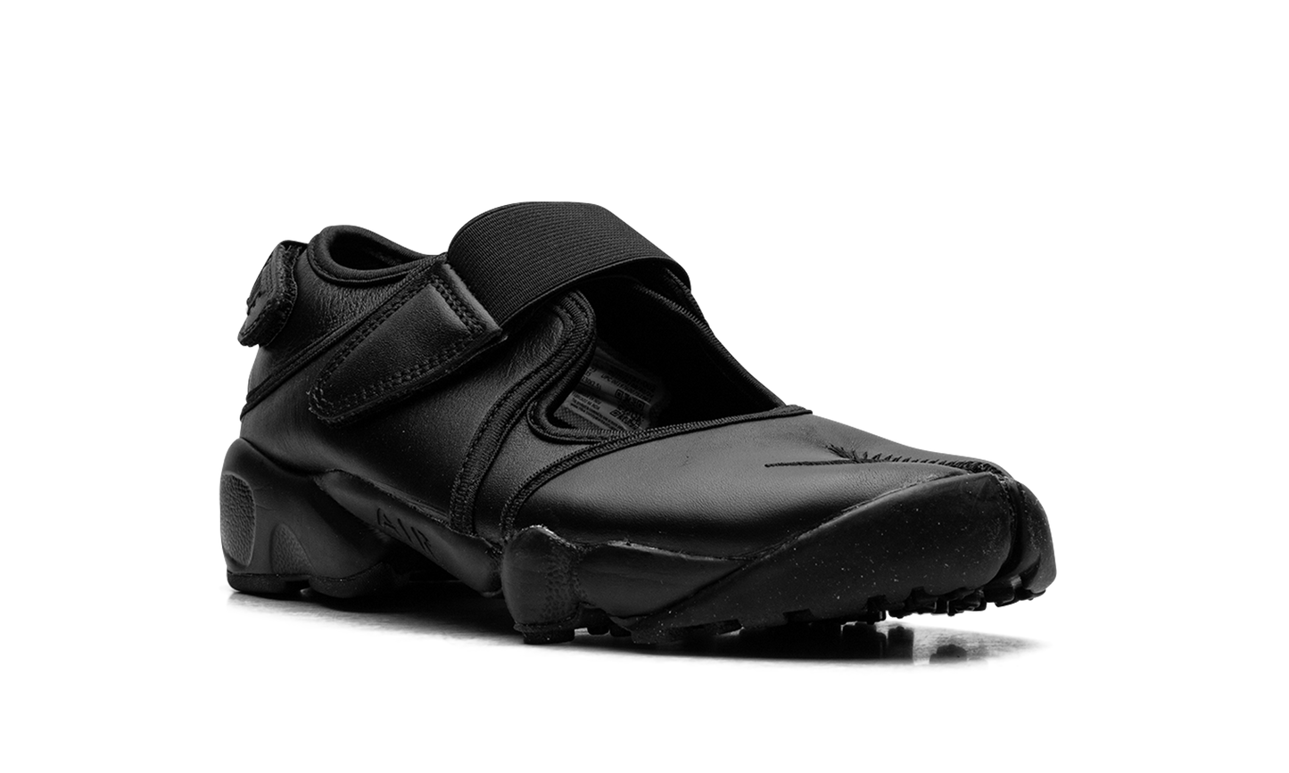 Air Rift Wmns"Triple Black" HM5737 002