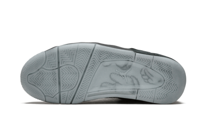 4 Retro "Kaws - Black" 930155 001