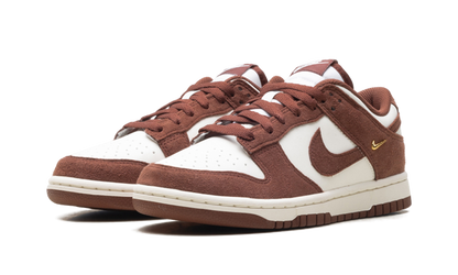 Dunk Low WMNS"Red Sepia Gold Mini Swoosh" IB4417 104