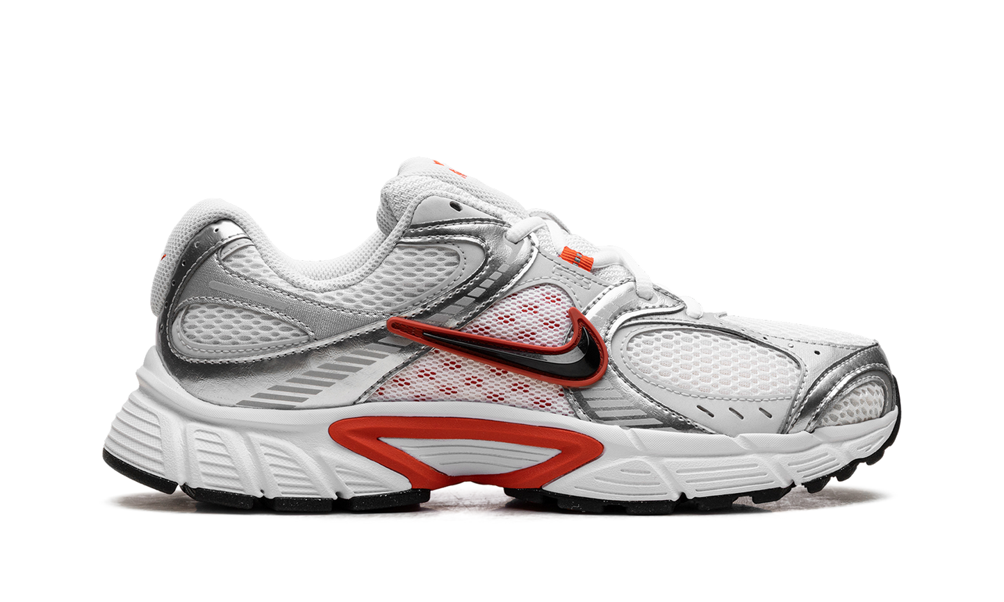 V5 RNR WMNS"White Picante Red Vast Grey Black" HQ7901 100