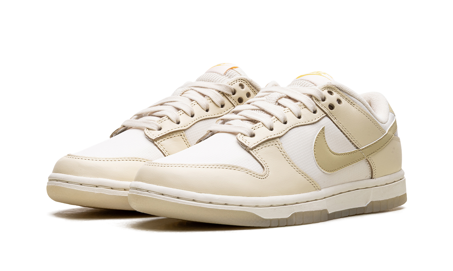 Dunk Low WMNS"Team Gold" FZ2552 100