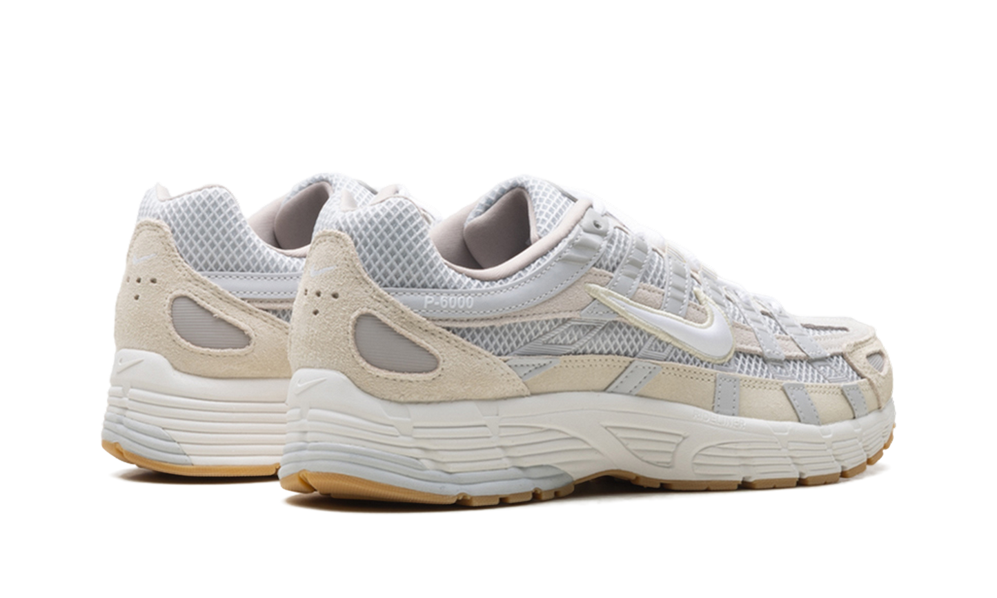 P-6000 WMNS"Photon Dust Light Khaki" HV4312 025