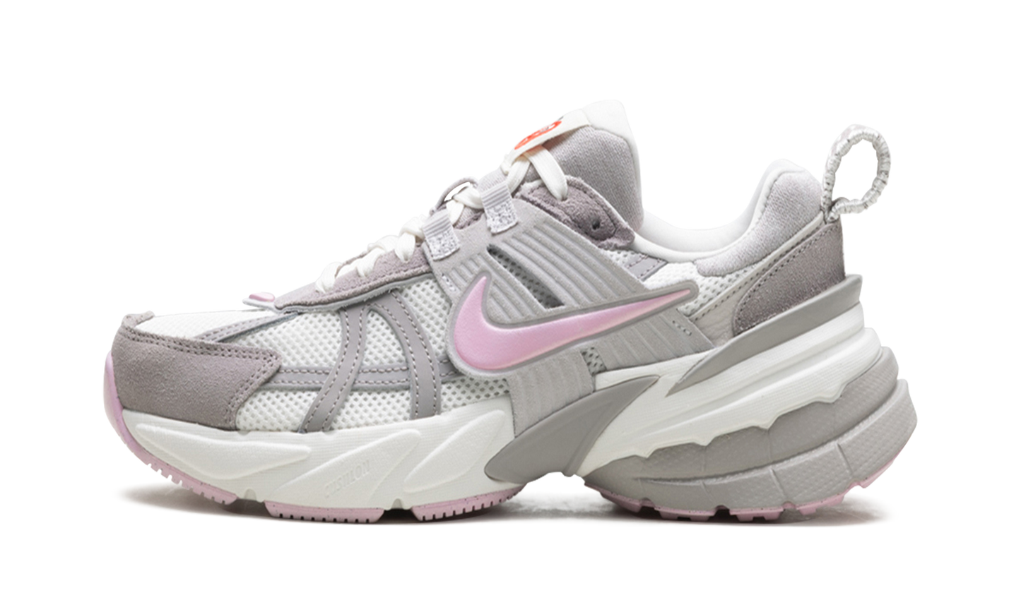 V2K Run WMNS"Valentine's Day 2025" HV5997 161