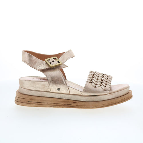 Landon Womens Gold Leather Hook & Loop Strap Sandals Shoes