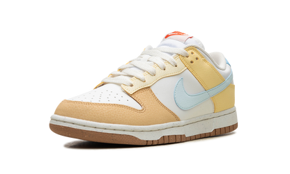 DUNK LOW WMNS"Soft Yellow" FZ4347 100