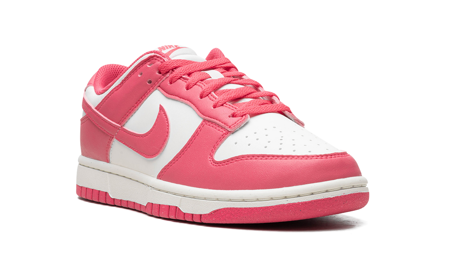 Dunk Low. WMNS"Pink" DD1873-600