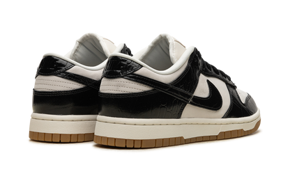 Wmns Dunk Low LX"Black Croc" FJ2260 003
