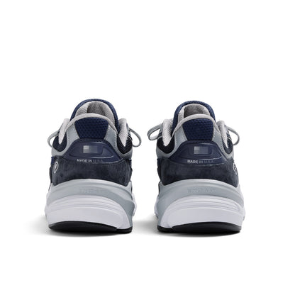 Men's Made in USA 990v6
