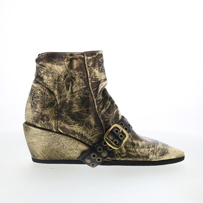 Maxie Womens Gold Leather Zipper Ankle & Booties Boots