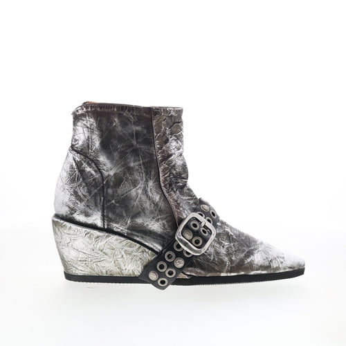 Maxie Womens Silver Leather Zipper Ankle & Booties Boots