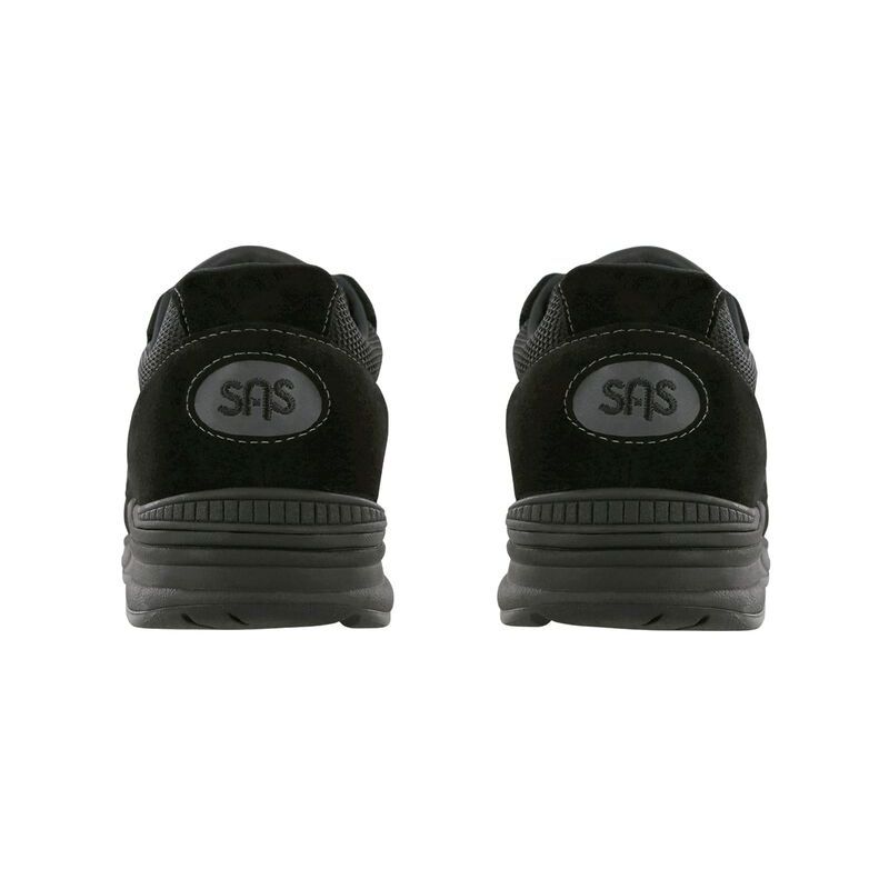 Men's JV Mesh Active Sneaker in Black