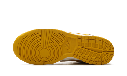 Dunk Low WMNS"Dark Sulfur Gold Mini Swoosh" IB4417 101