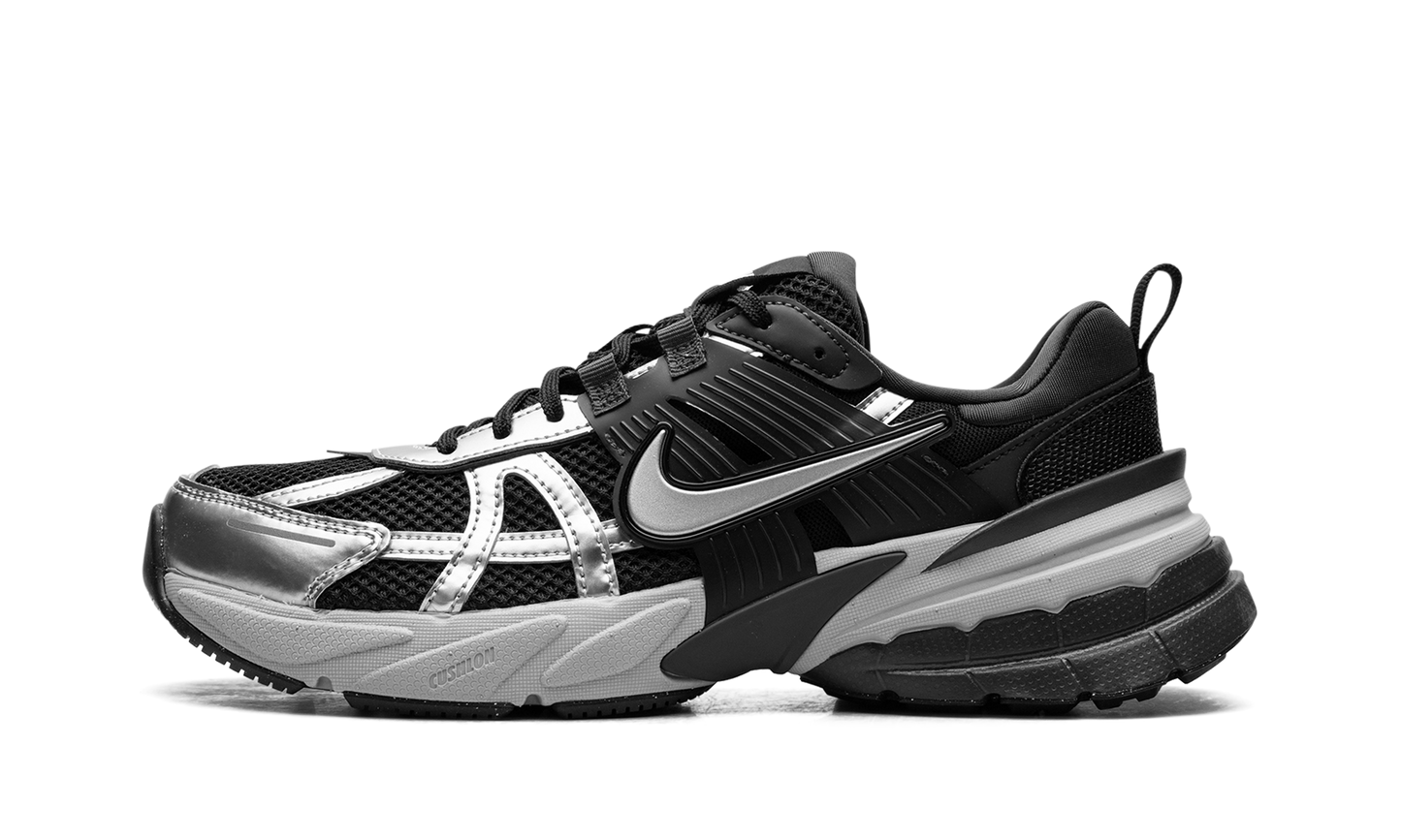 V2K Run WMNS"Black Metallic Silver" FD0736 005