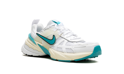 V2K Run WMNS"Dusty Cactus" FD0736 105