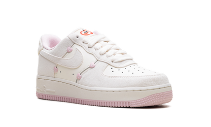 Air Force 1 Low WMNS"Valentine's Day" HV5992 111