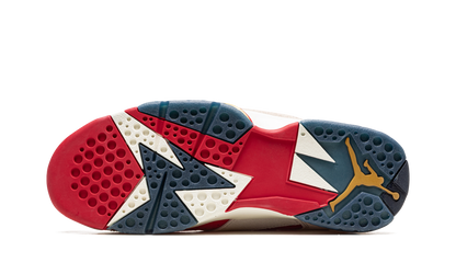 Retro 7 "Trophy Room" DM1195 474