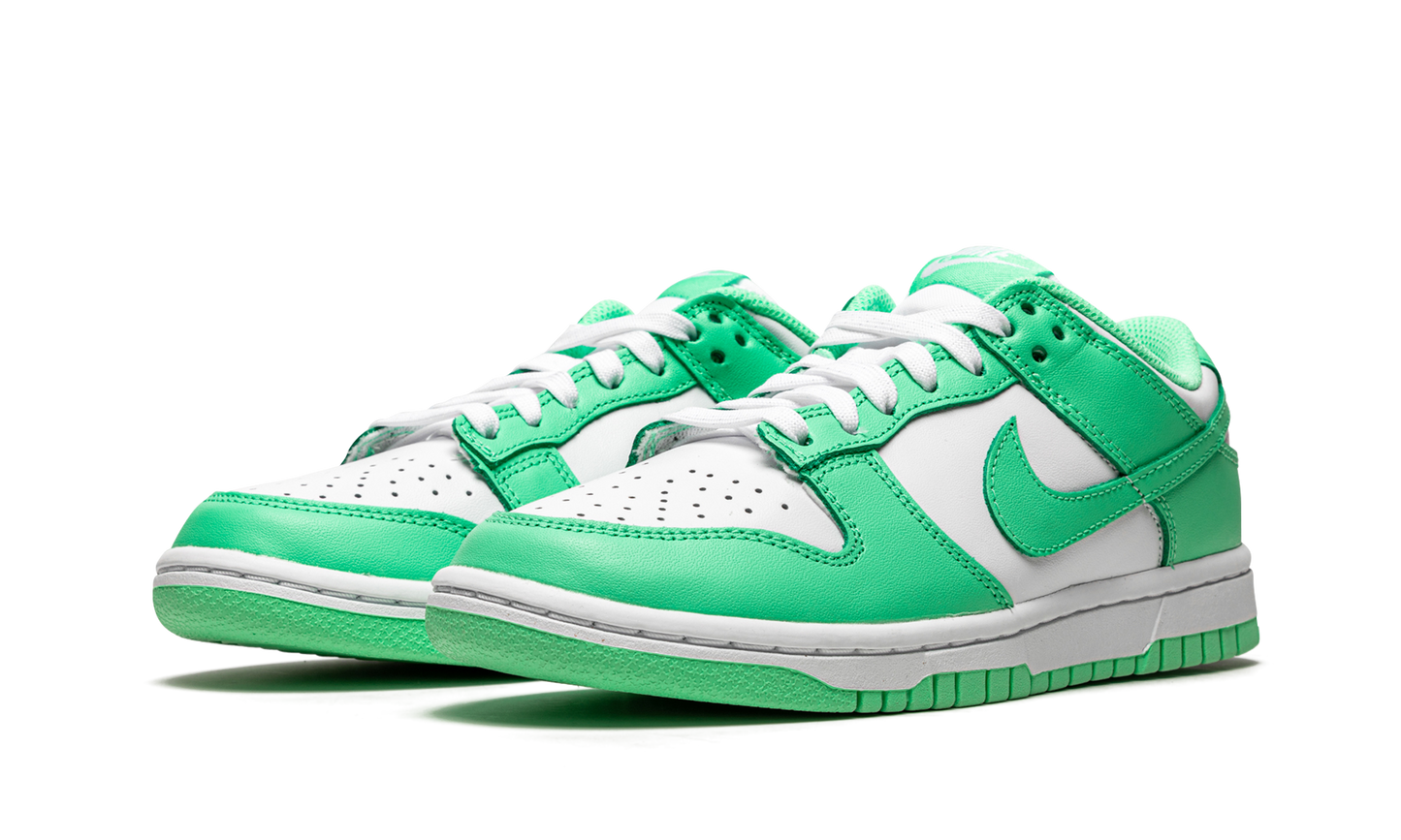 DUNK LOW WMNS"Green Glow" DD1503 105