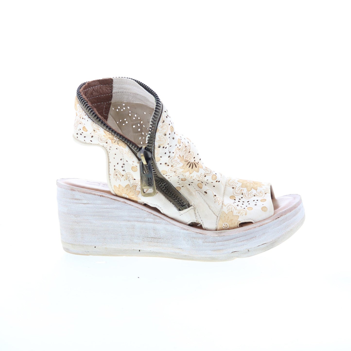 Naylor Floral Womens Beige Leather Zipper Wedges Sandals Shoes