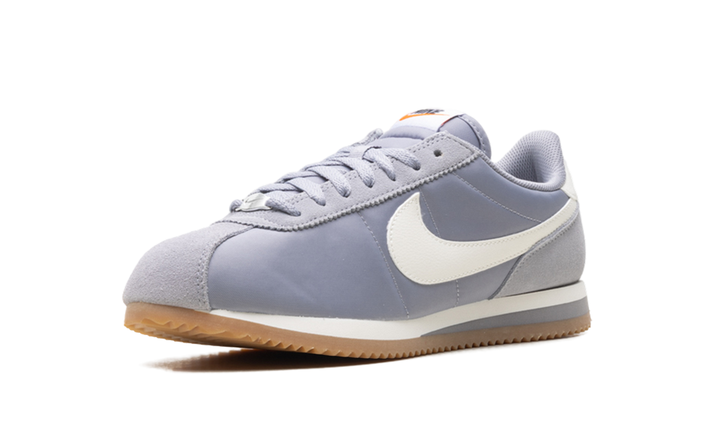 Cortez Textile WMNS"Cement Grey Gum Light Brown Safety Orange Sail" DZ2795 005