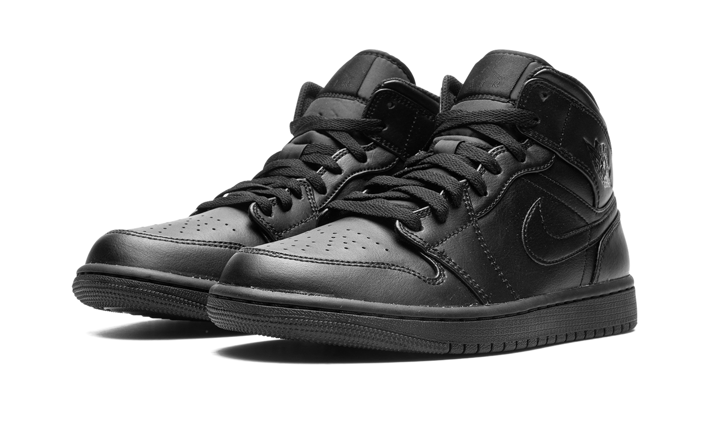 1 Mid "Triple Black" 554724 093