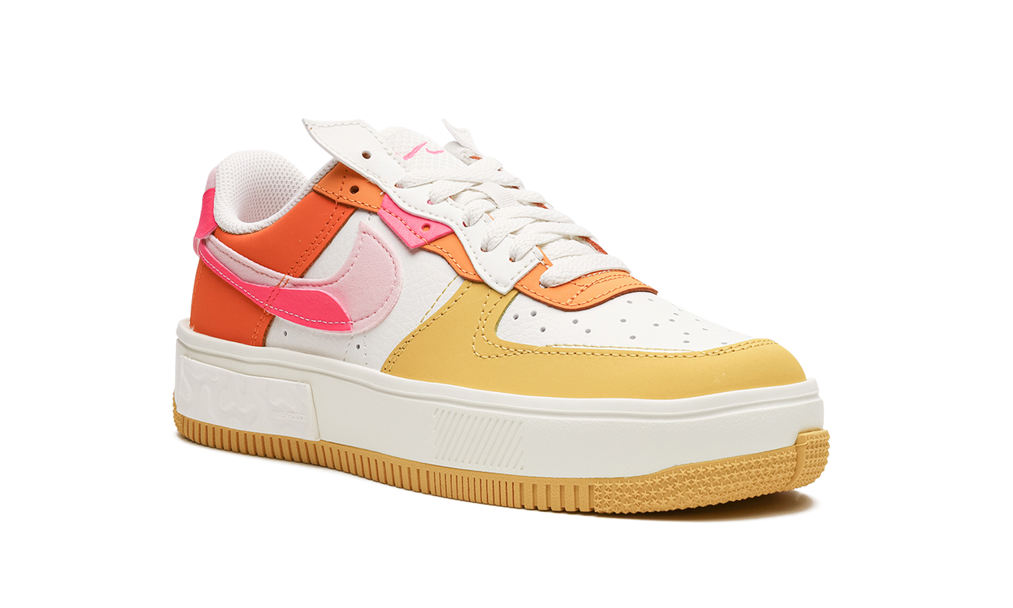 AIR FORCE 1 FONTANKA MNS WMNS"Summit White/Solar Flare/Medium Soft Pink/Hyper Pink" DX2675 100